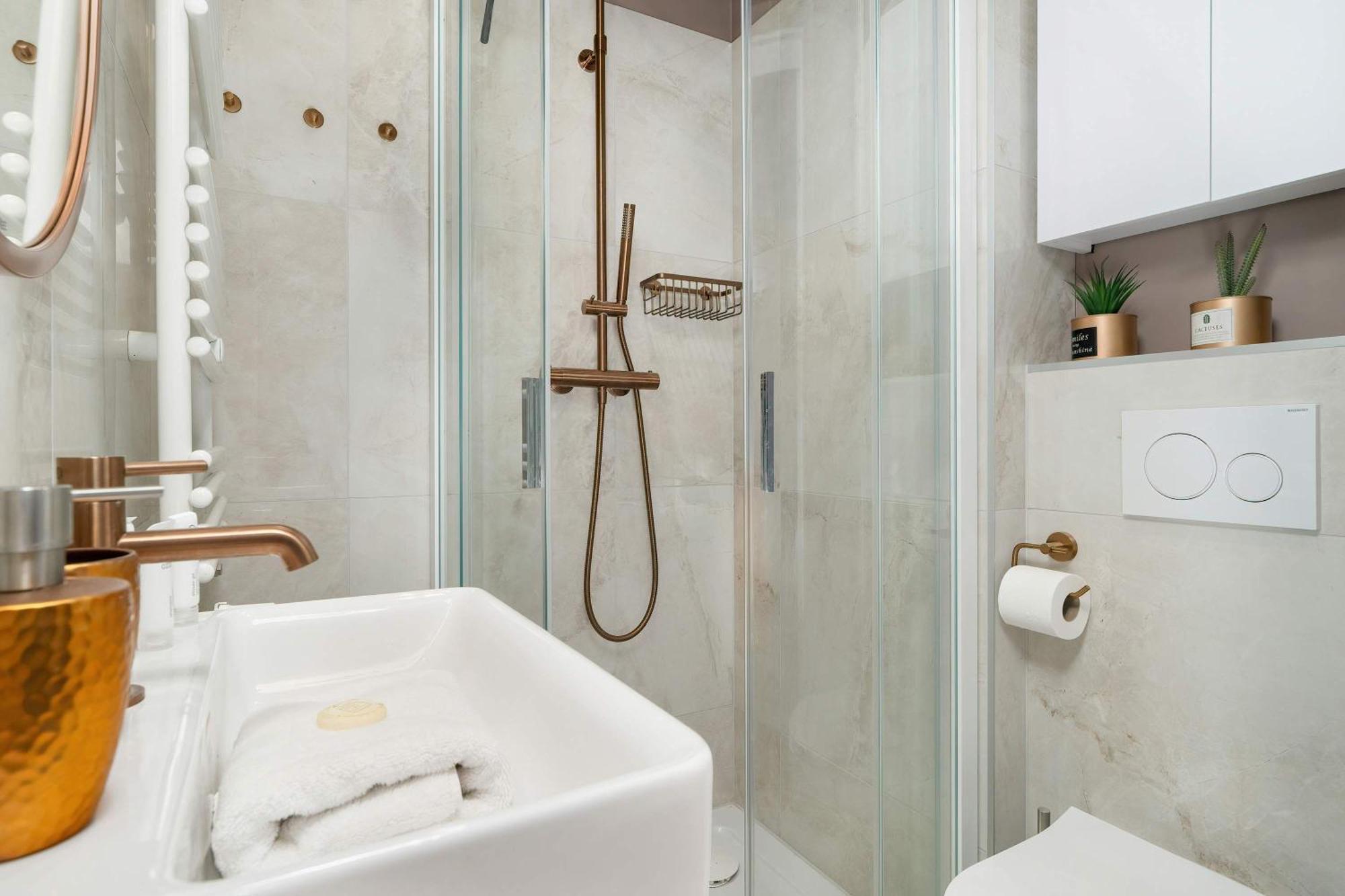 Klimatyczne Z Biurkiem W Poznaniu By Renters